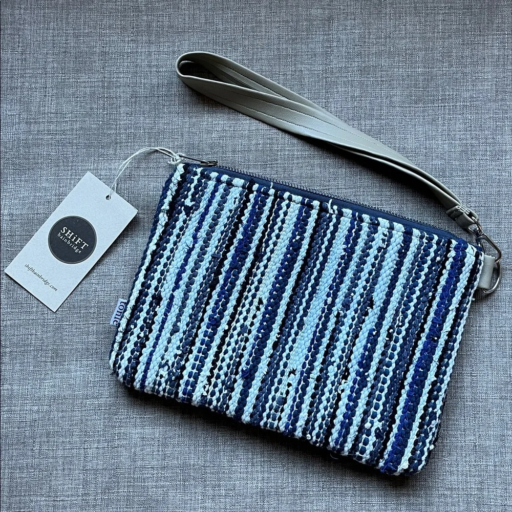 Tonle Zero Waste Handmade Textured Blue Zippered Clutch Bag
